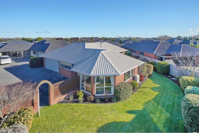 Photo of property in 43 Rempstone Drive, Halswell, Christchurch, 8025