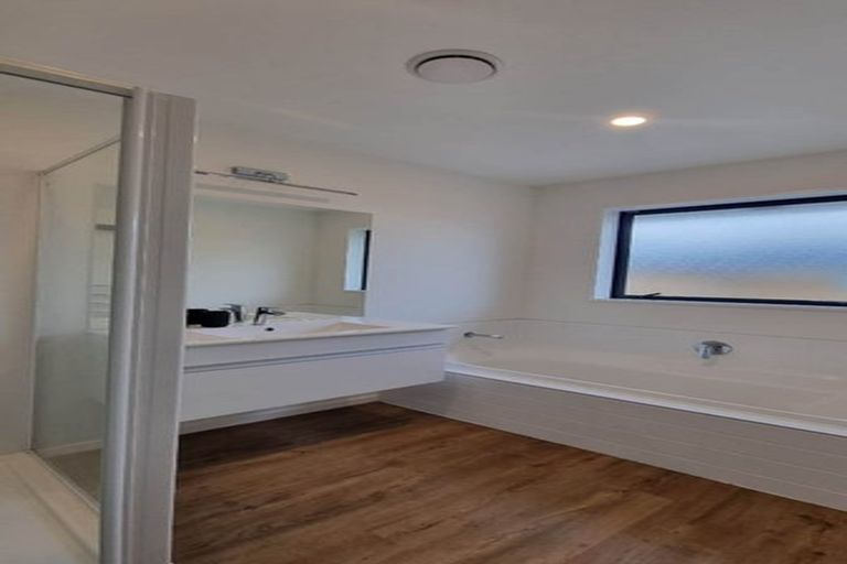 Photo of property in 24 Russell Lilley Drive, Rolleston, 7614