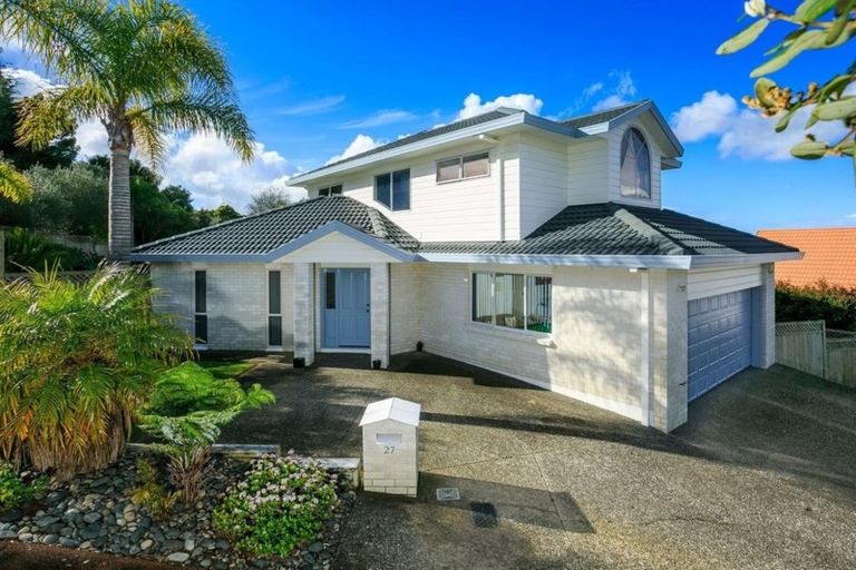 Photo of property in 27 Crestview Place, Browns Bay, Auckland, 0630