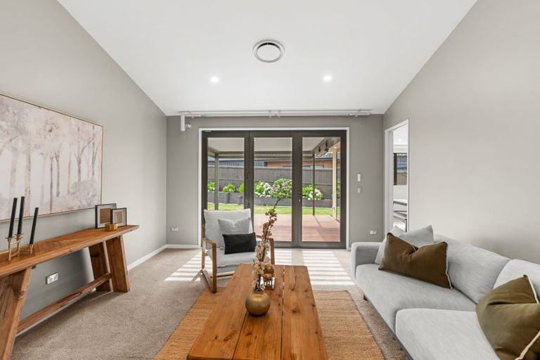 Photo of property in 24 Mcvicar Drive, Cracroft, Christchurch, 8022