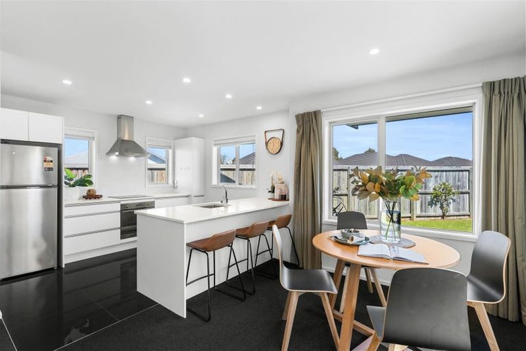 Photo of property in 24 Maka Lane, Halswell, Christchurch, 8025