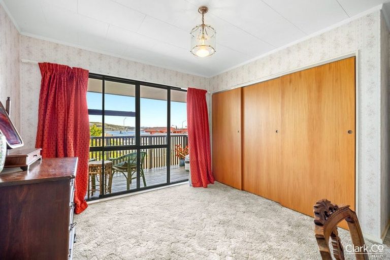 Photo of property in 8/24 Acheron Road, Paremata, Porirua, 5026