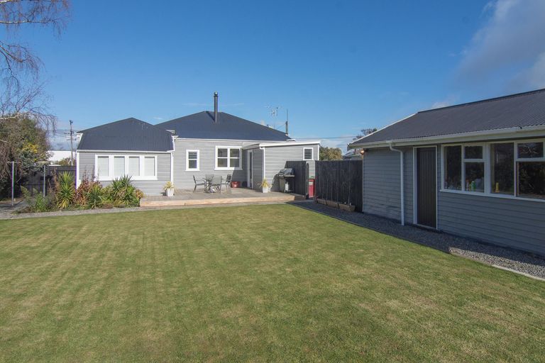 Photo of property in 12 Tararua Street, Masterton, 5810