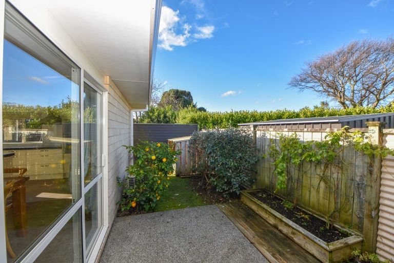 Photo of property in 242a High Street North, Carterton, 5713