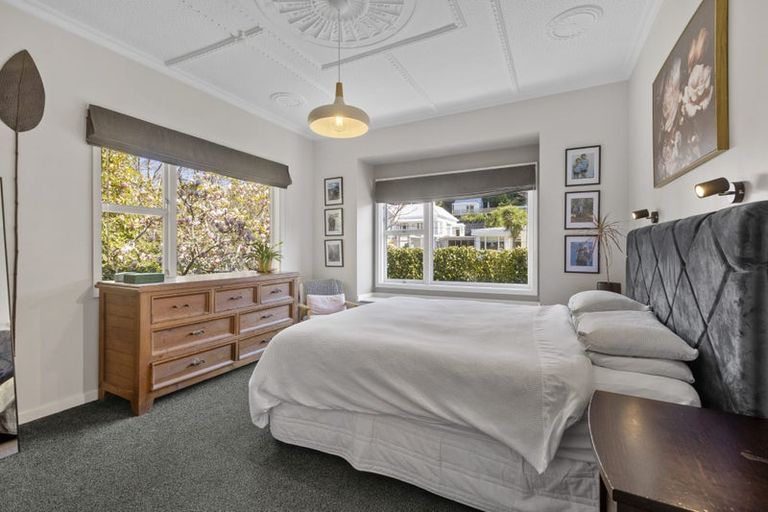 Photo of property in 15 Bracken Street, New Plymouth, 4310