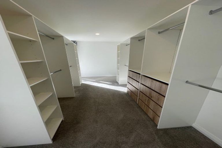 Photo of property in 4 Celestial Crescent, Orewa, 0931