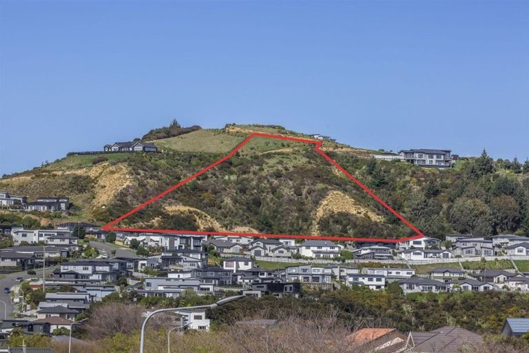 Photo of property in 31 Pacific View, Whitby, Porirua, 5024