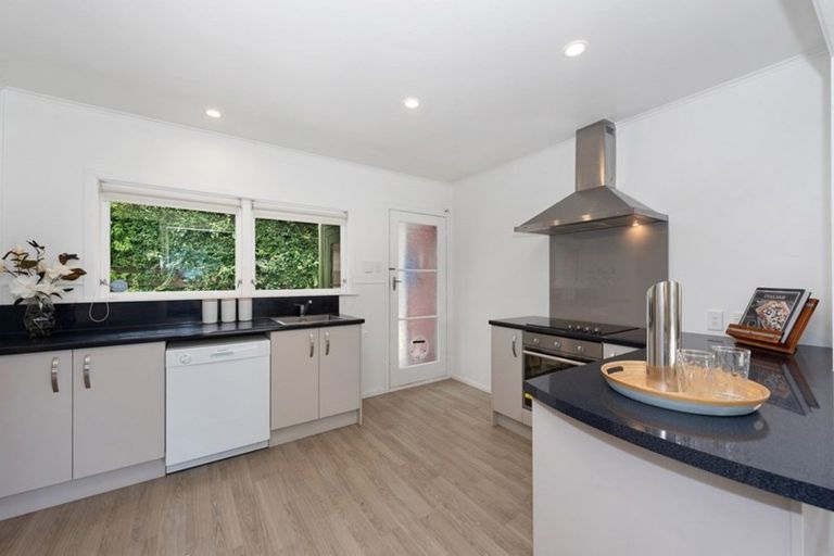 Photo of property in 22 Mccracken Avenue, Hillcrest, Hamilton, 3216