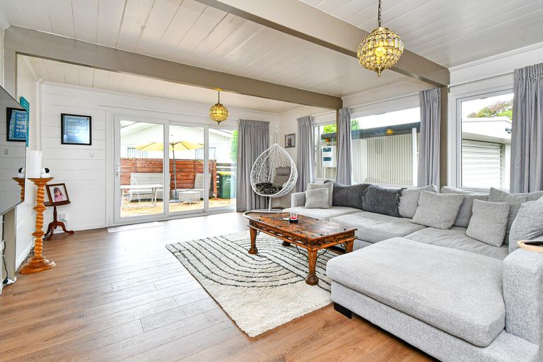 Photo of property in 113 Elliot Street, Pahurehure, Papakura, 2113