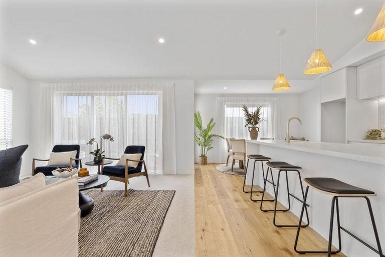 Photo of property in 9/2 Wilton Street, Westown, New Plymouth, 4310