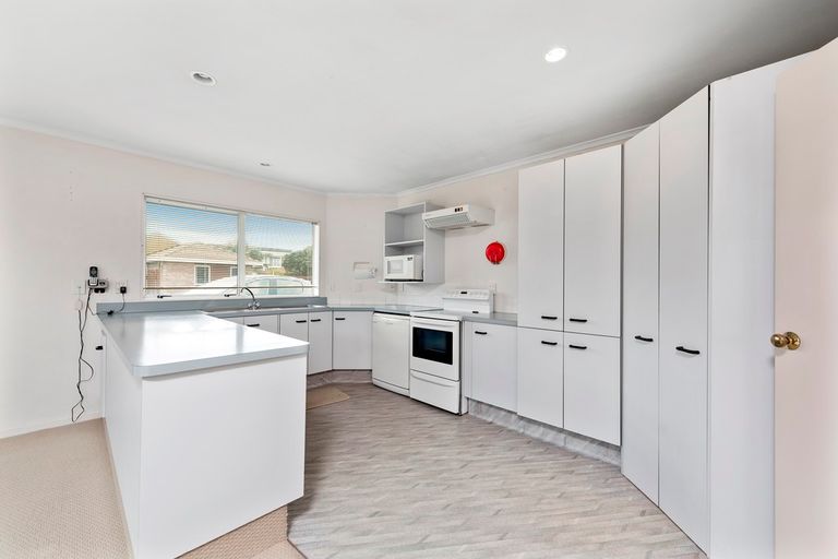 Photo of property in 8a Boronia Place, Mount Maunganui, 3116