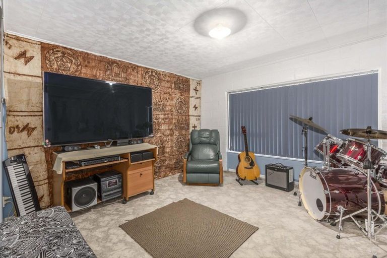 Photo of property in 11 Kotipu Place, Pukerua Bay, 5026