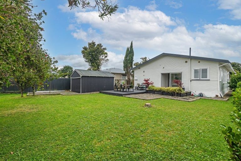 Photo of property in 26 Thomson Street, West End, Palmerston North, 4412