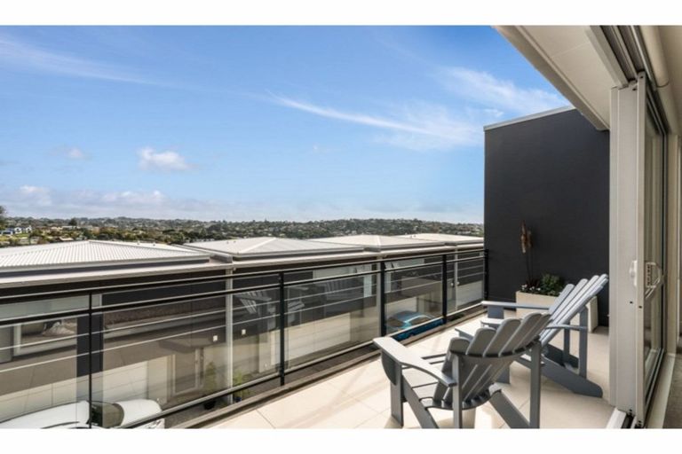 Photo of property in 4/49 Browns Road, Browns Bay, Auckland, 0630