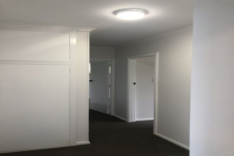 Photo of property in 3 Siska Place, Upper Riccarton, Christchurch, 8041