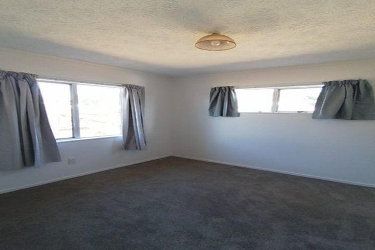 Photo of property in 9 Greenstone Place, Clover Park, Auckland, 2019