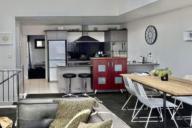 Photo of property in 5/29 Third Avenue, Tauranga, 3110