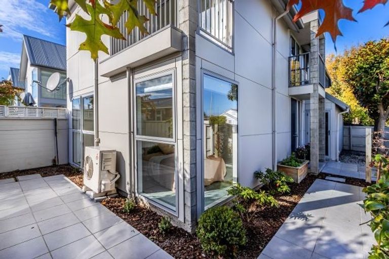 Photo of property in 1/1010 Colombo Street, St Albans, Christchurch, 8014