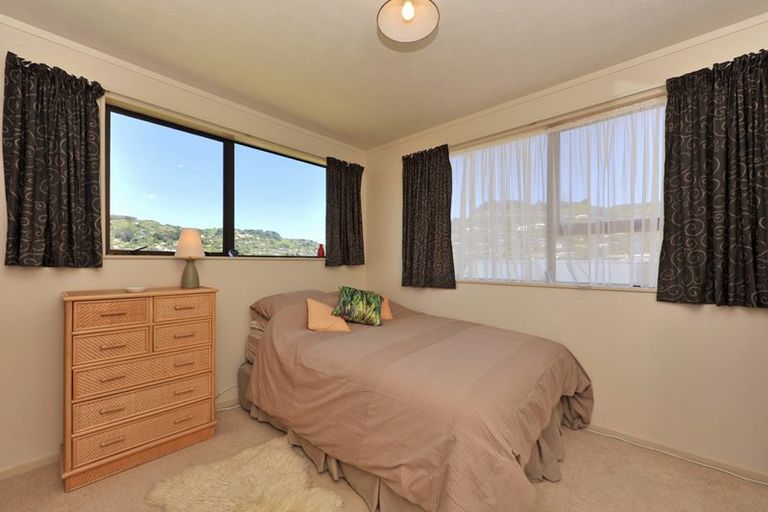 Photo of property in 67a Thatcher Crescent, Crofton Downs, Wellington, 6035