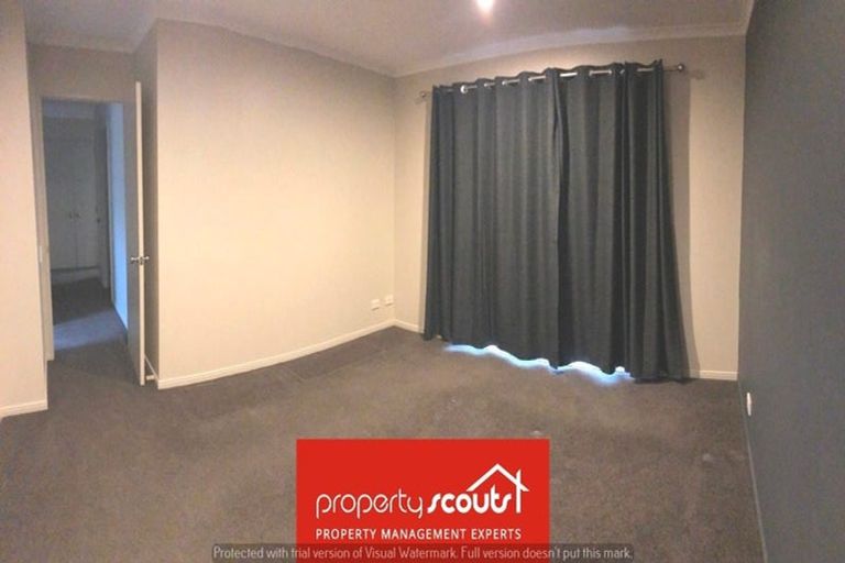 Photo of property in 10 Peachstone Lane, Henderson, Auckland, 0612