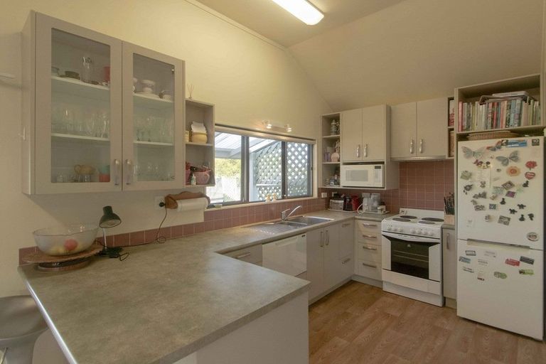 Photo of property in 9 Lamason Street, Greenmeadows, Napier, 4112