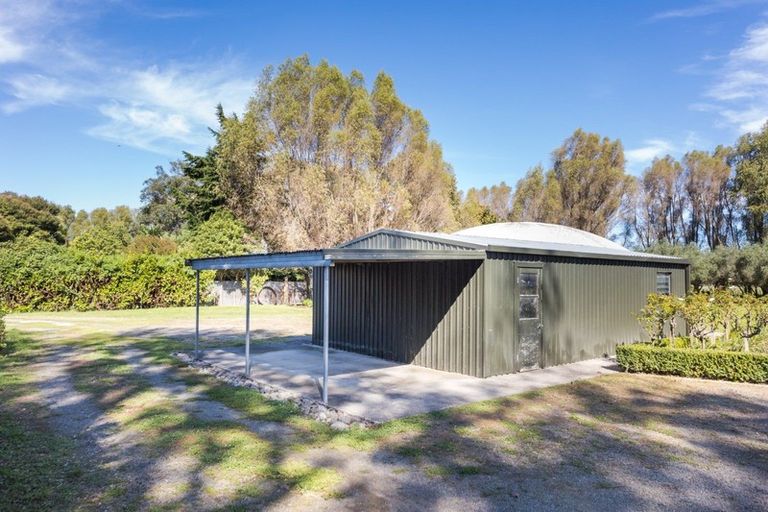 Photo of property in 1633 State Highway 3, Awahuri, Palmerston North, 4476