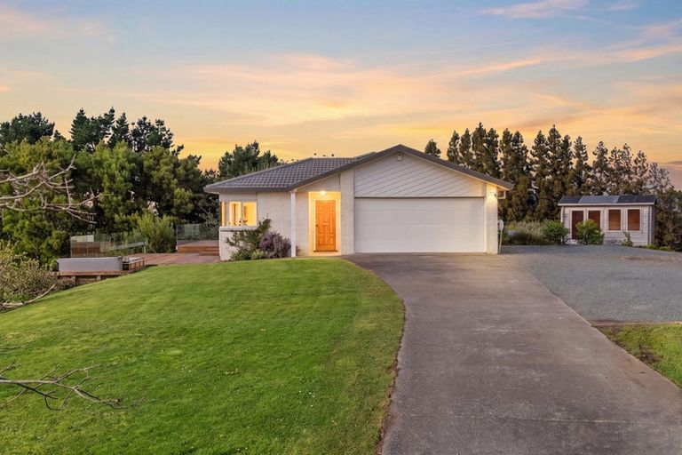 Photo of property in 233 Whitehills Road, Waitoki, Silverdale, 0994