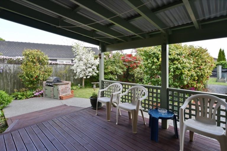 Photo of property in 237 Grimseys Road, Redwood, Christchurch, 8051