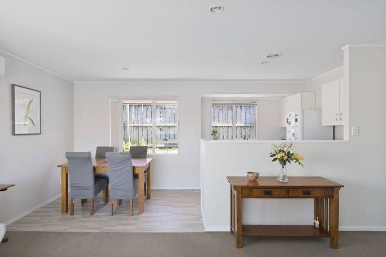 Photo of property in 13 Legacy Drive, Henderson, Auckland, 0612