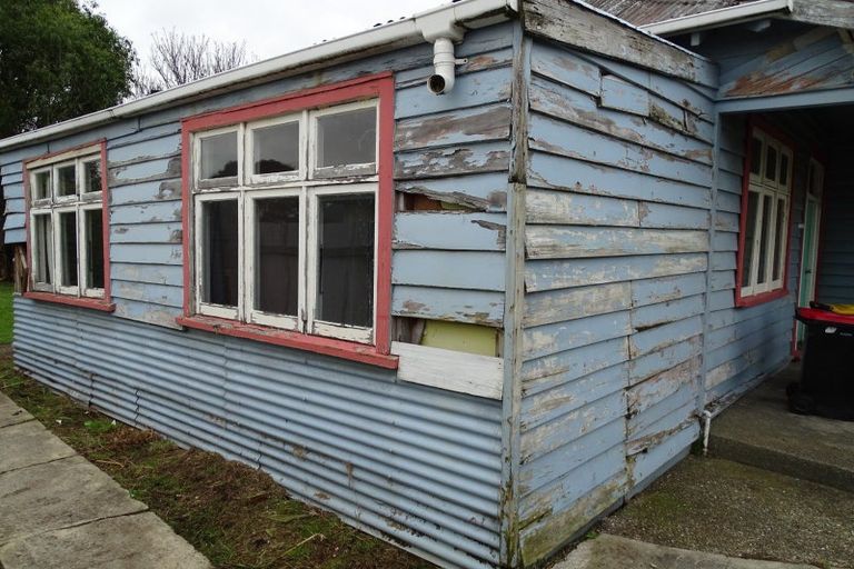 Photo of property in 36 Brown Street, Strathern, Invercargill, 9812