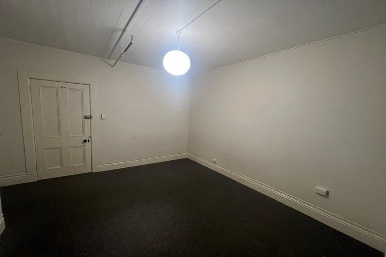 Photo of property in 195 The Terrace, Wellington Central, Wellington, 6011