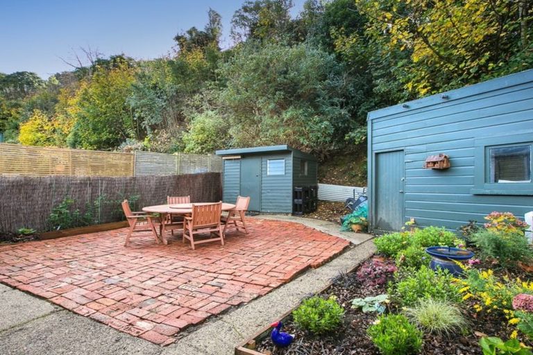 Photo of property in 2 Hawthorn Avenue, Mornington, Dunedin, 9011