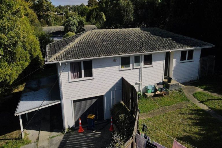 Photo of property in 8 Makora Road, Massey, Auckland, 0614