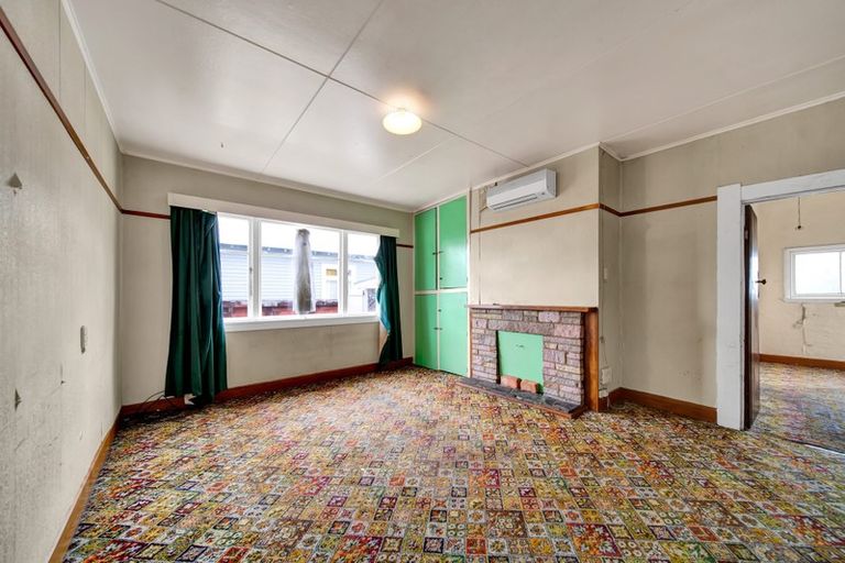 Photo of property in 5 Argyle Street, Hawera, 4610