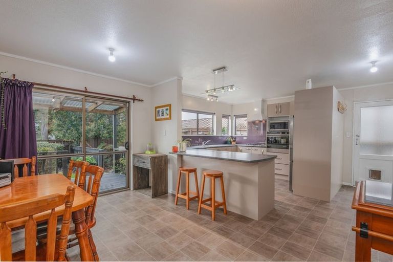 Photo of property in 31 Rosedale Crescent, Cloverlea, Palmerston North, 4412