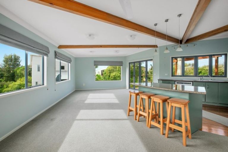 Photo of property in 3a Sea Crest Place, Bowentown, Katikati, 3177