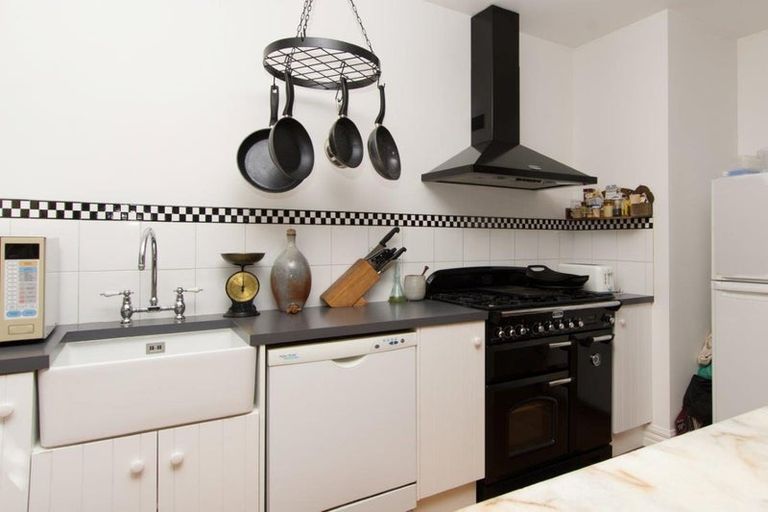 Photo of property in 161 Collingwood Street, Nelson, 7010