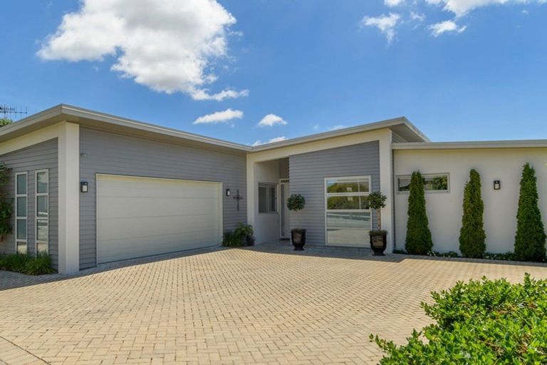 Photo of property in 39 Jarrah Park Drive, Pyes Pa, Tauranga, 3112