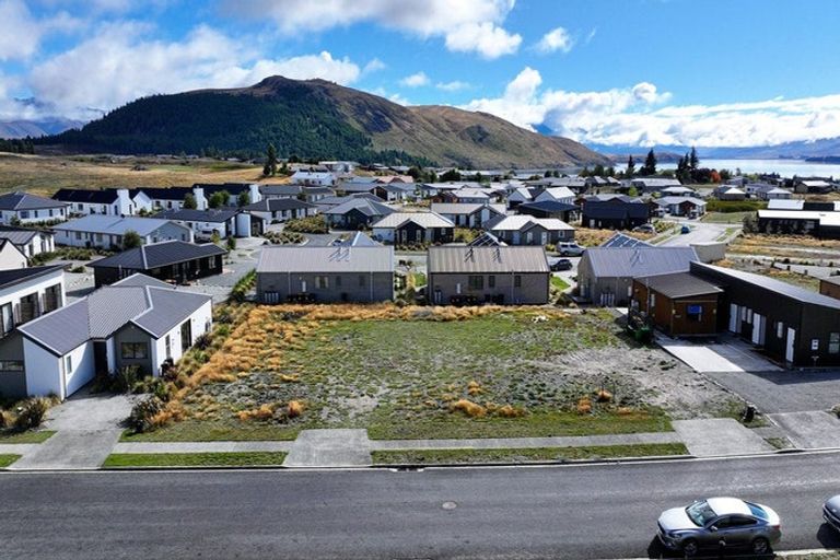 Photo of property in 7 Coulson Lane, Lake Tekapo, 7999