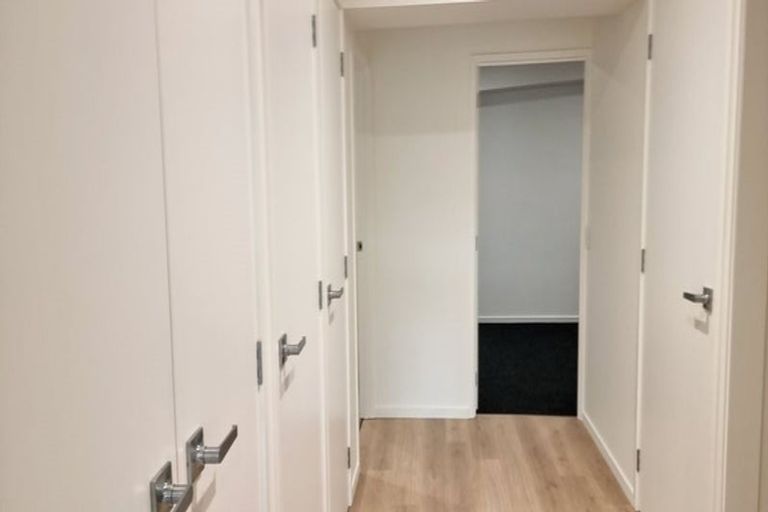 Photo of property in 23 Rogers Avenue, Eastern Beach, Auckland, 2012