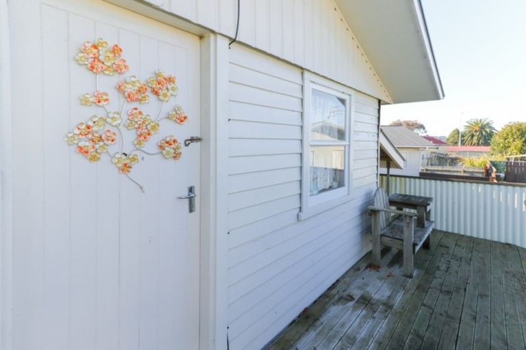 Photo of property in 19 Thynne Street, Foxton, 4814