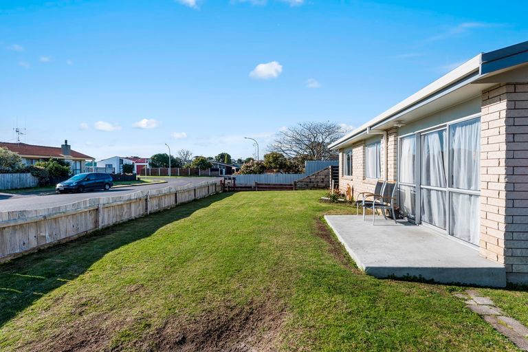 Photo of property in 28a Gobray Crescent, Mount Maunganui, 3116
