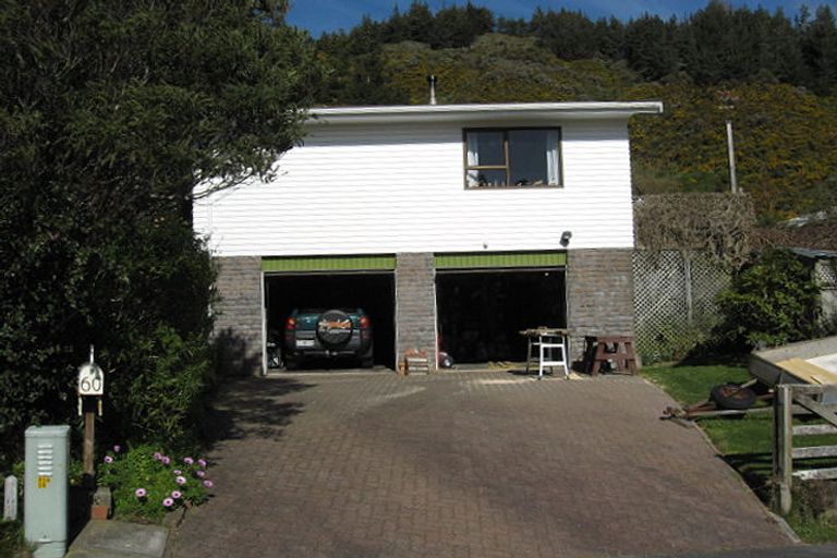 Photo of property in 60 Castlerea Street, Wainuiomata, Lower Hutt, 5014