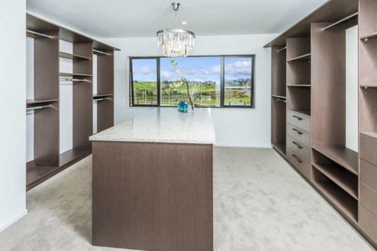 Photo of property in 5 Tawatawa Street, Long Bay, Auckland, 0630