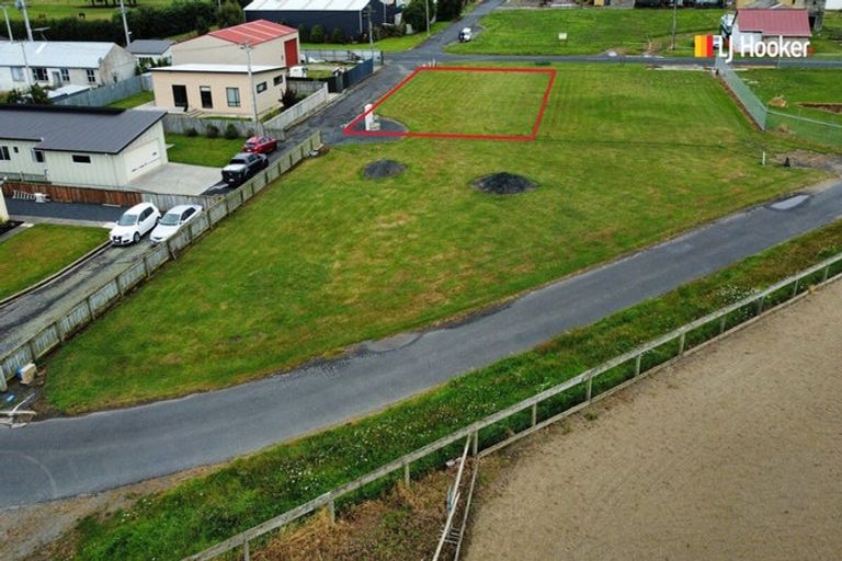 Photo of property in 5 Hazlett Road, Te Mata, Thames, 3575
