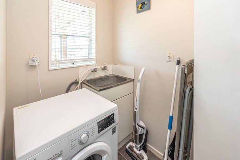 Photo of property in 1a Mosston Road, Castlecliff, Whanganui, 4501