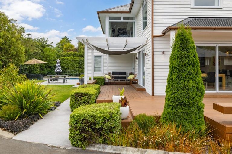 Photo of property in 87 Cashmere Road, Cashmere, Christchurch, 8022