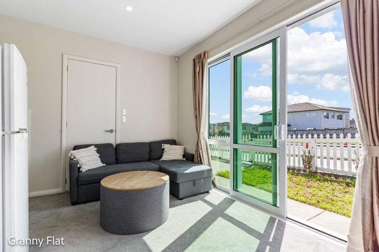 Photo of property in 415 Ormiston Road, Flat Bush, Auckland, 2019