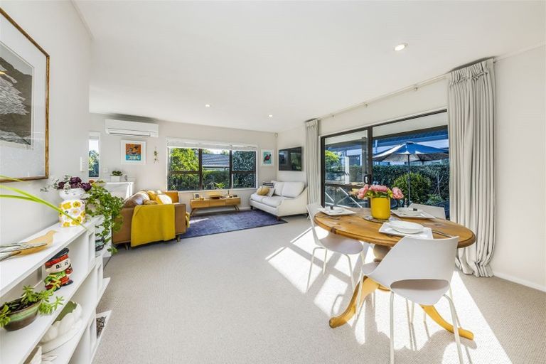 Photo of property in 2/445 Great South Road, Papatoetoe, Auckland, 2025