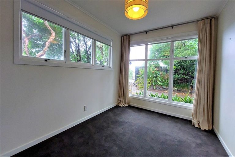 Property details for 61 Taylors Road, Mount Albert, Auckland, 1025